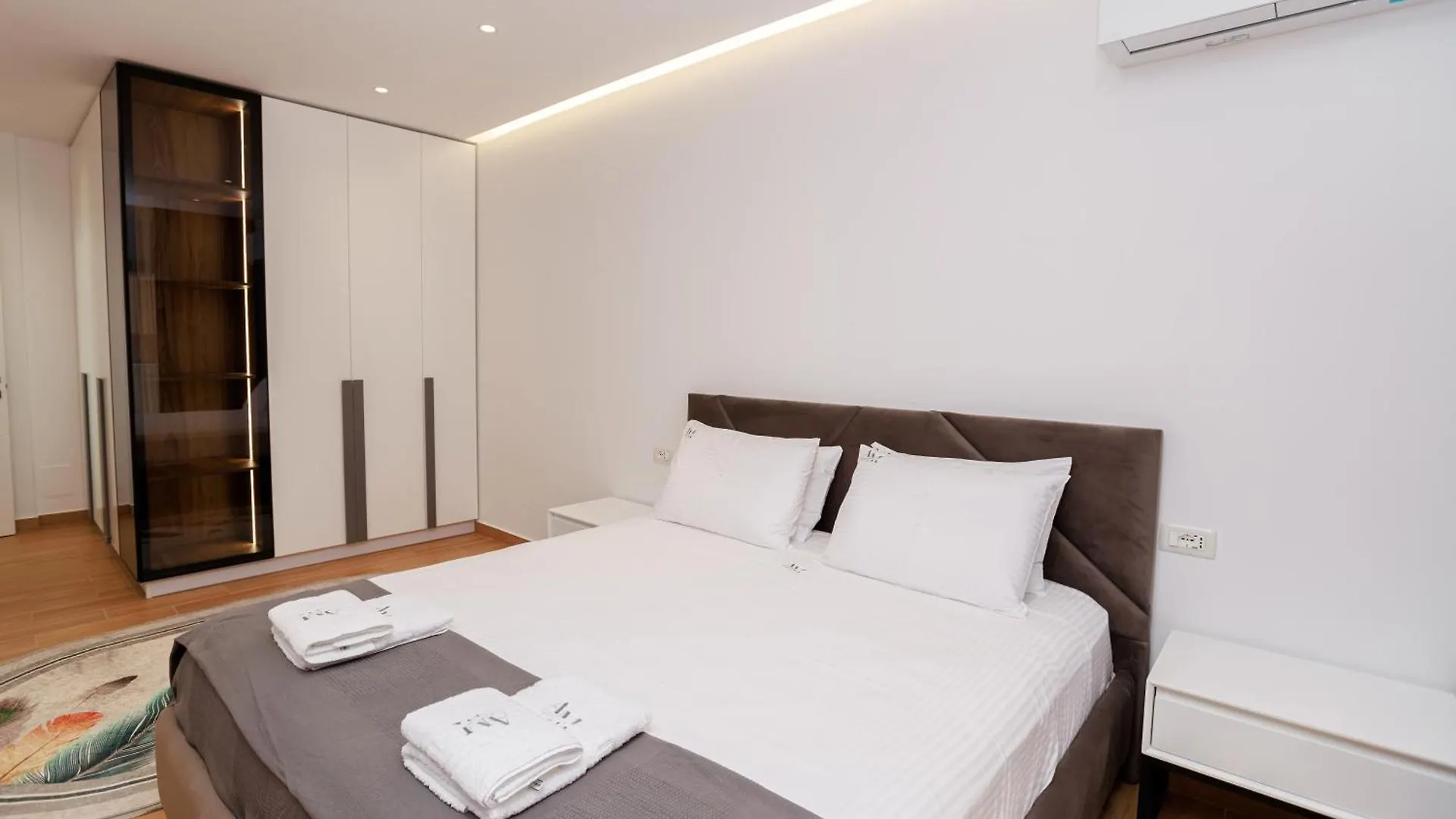Amazing Mornings Apartment Vlore