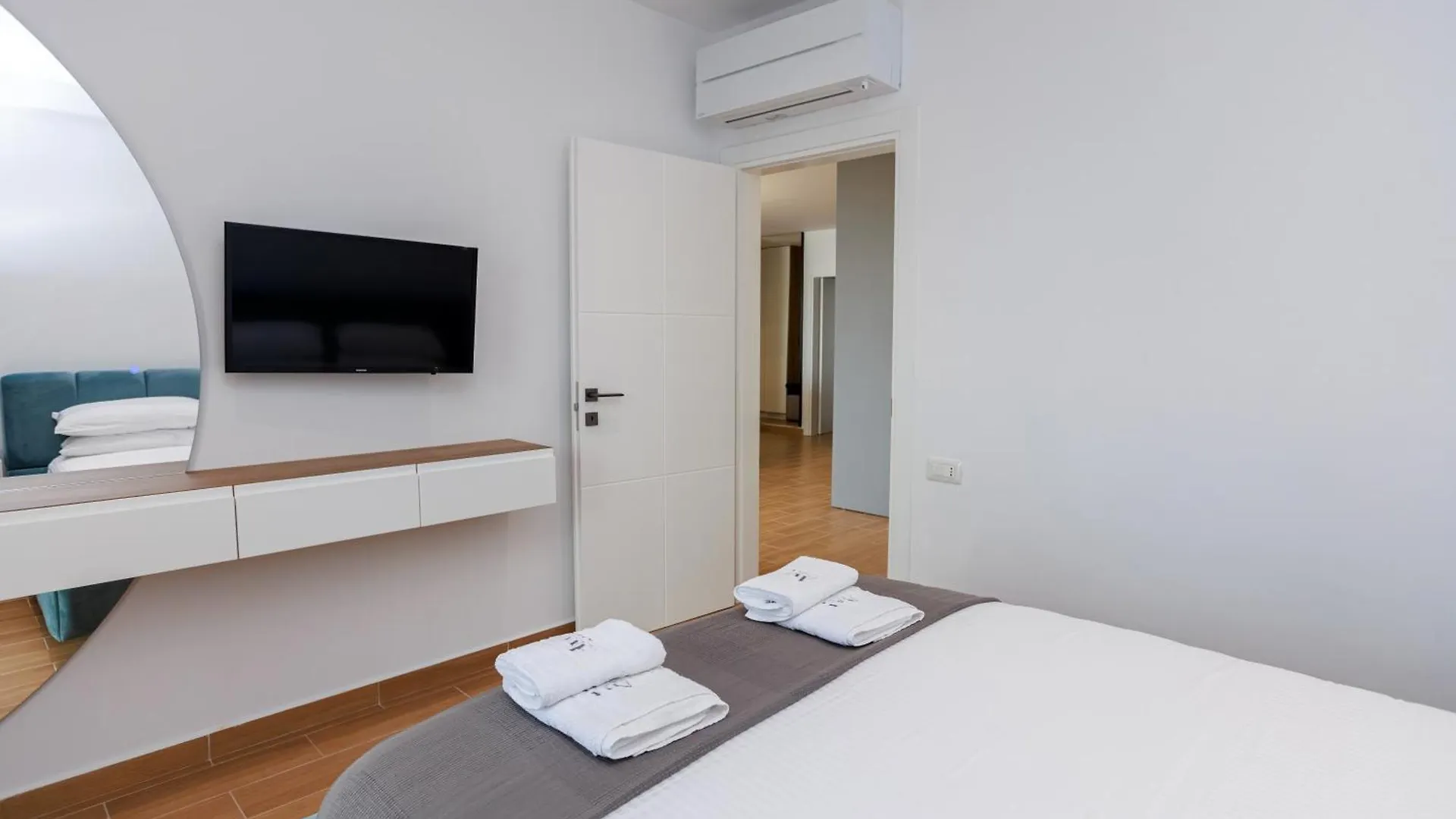 Amazing Mornings Apartment Vlore