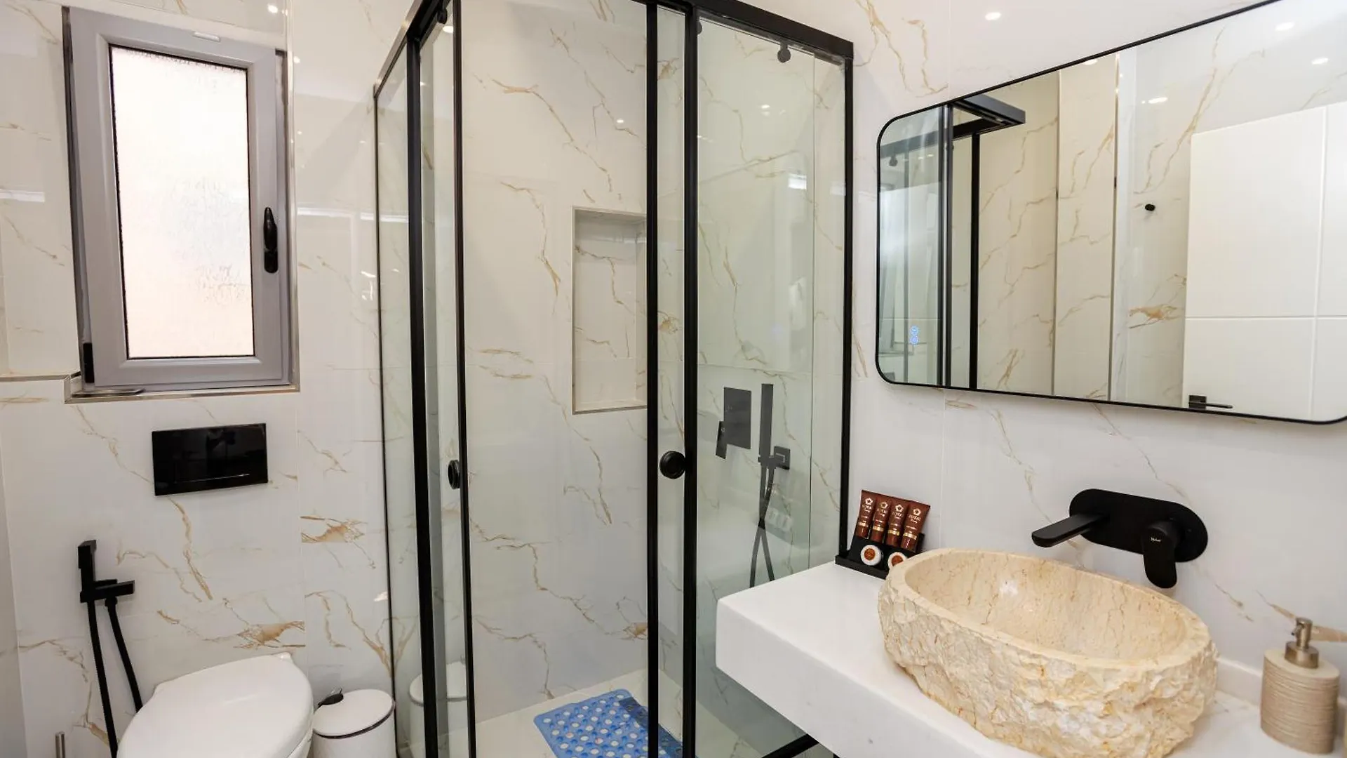 Amazing Mornings Apartment Vlore Albania