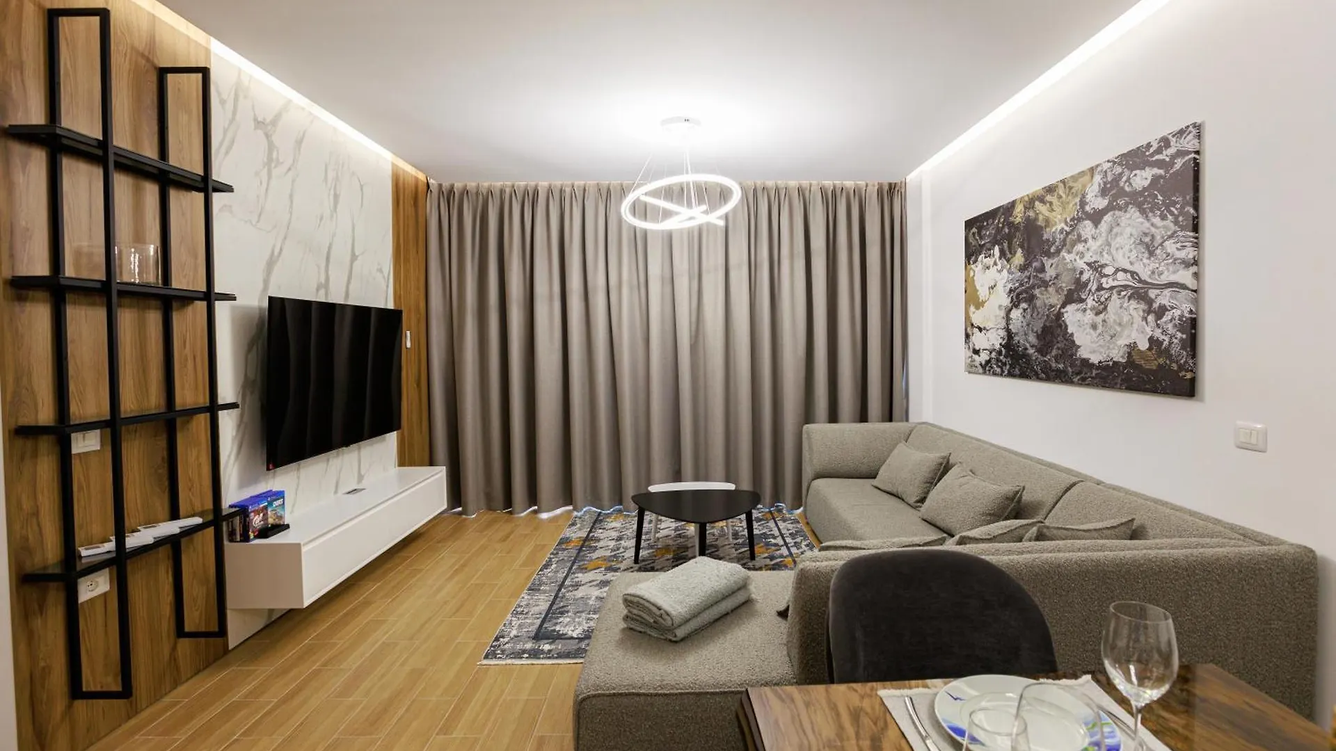 Amazing Mornings Apartment Vlore
